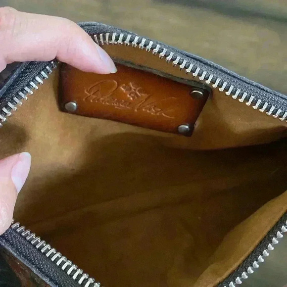 Patricia Nash Leather Floral Multi Color Wristlet - Picture 4 of 4